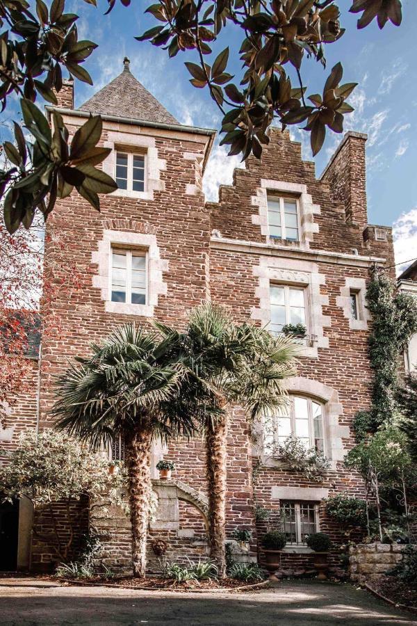 Castel Jolly Bed & Breakfast Rennes Eksteriør bilde